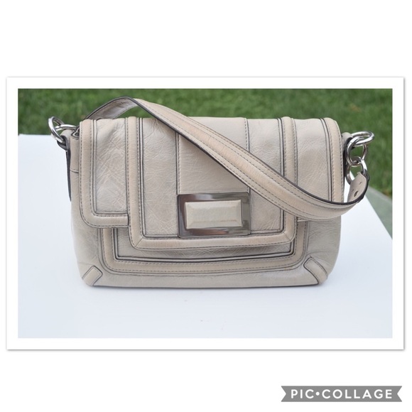 Banana republic leather shoulder bag - Picture 1 of 8